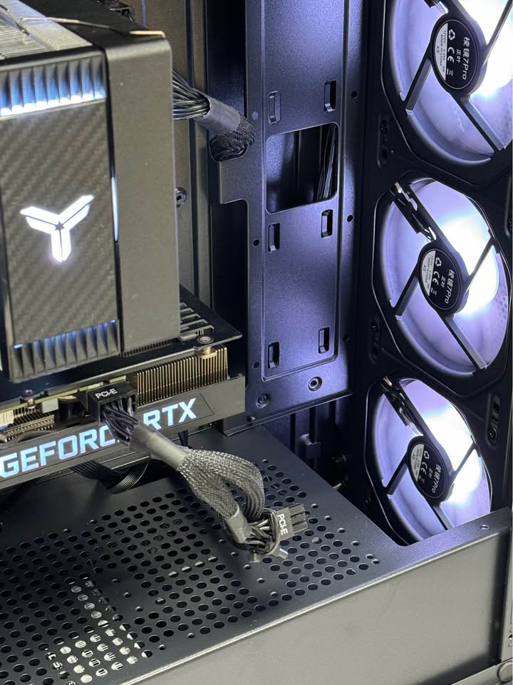 Ryzen 5 3600 + RTX 3060Ti Gaming Desktop