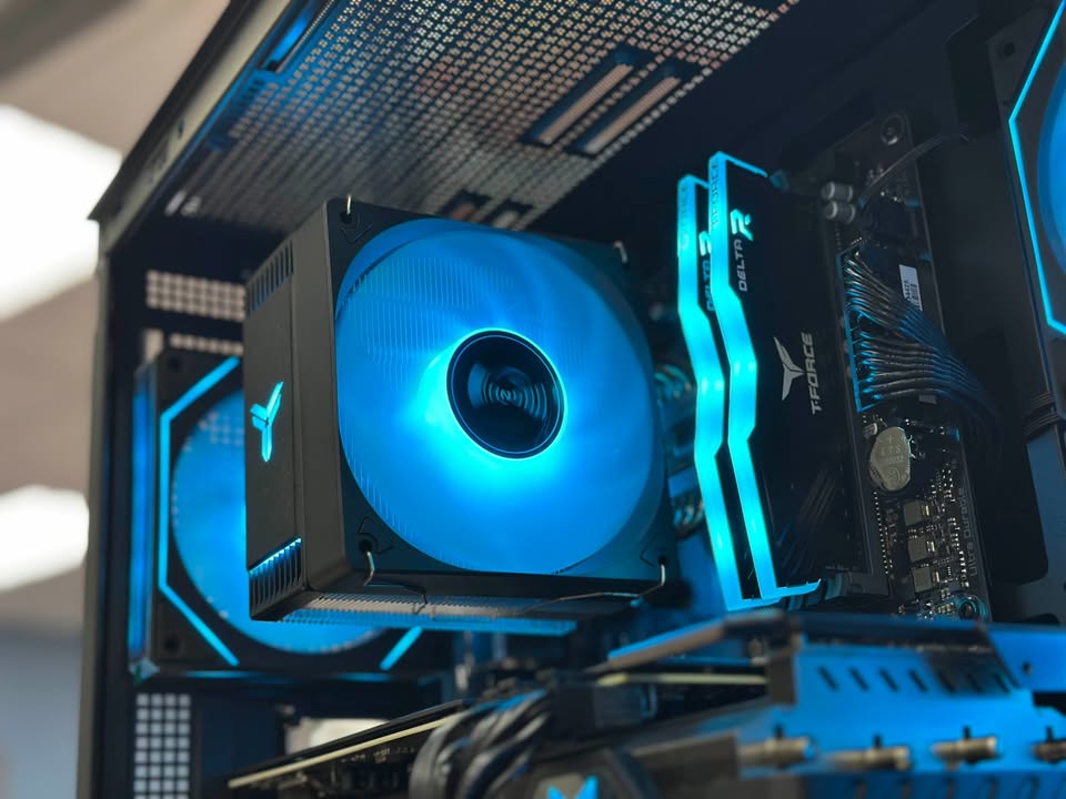 RYZEN 5 5600 | RTX 3070 | 1TB SSD | 16GB DDR4