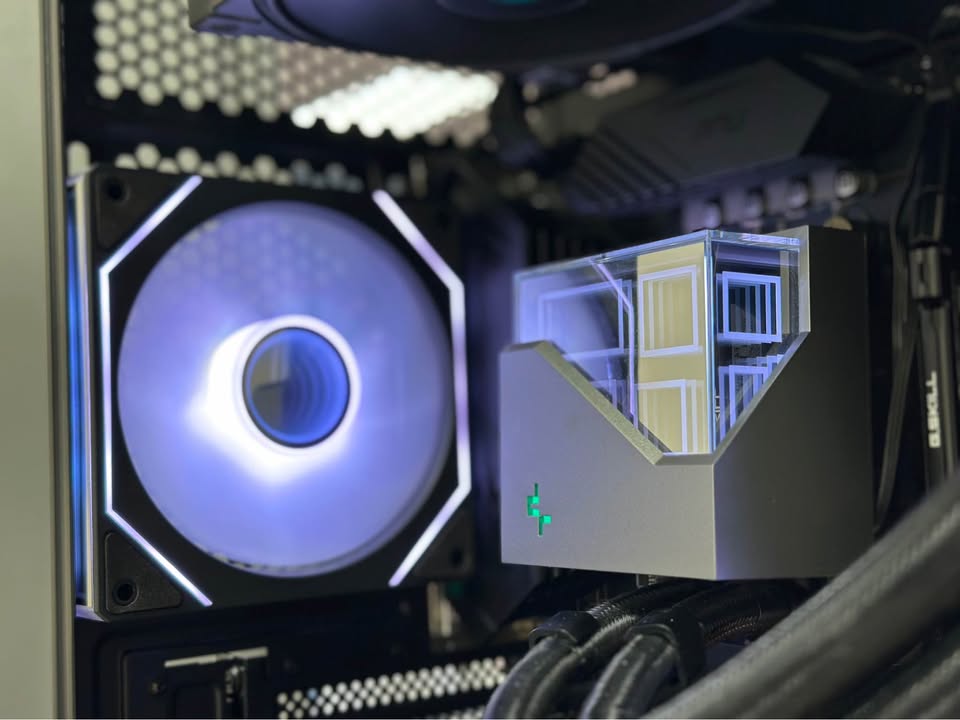 RYZEN 7 5800X| RTX 5070| 32GB DDR4| 1TB SSD