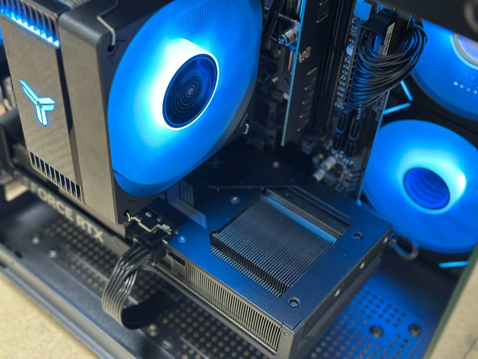 RYZEN 5 7500F | RTX 4070| 1TB NVME| 32GB DDR5